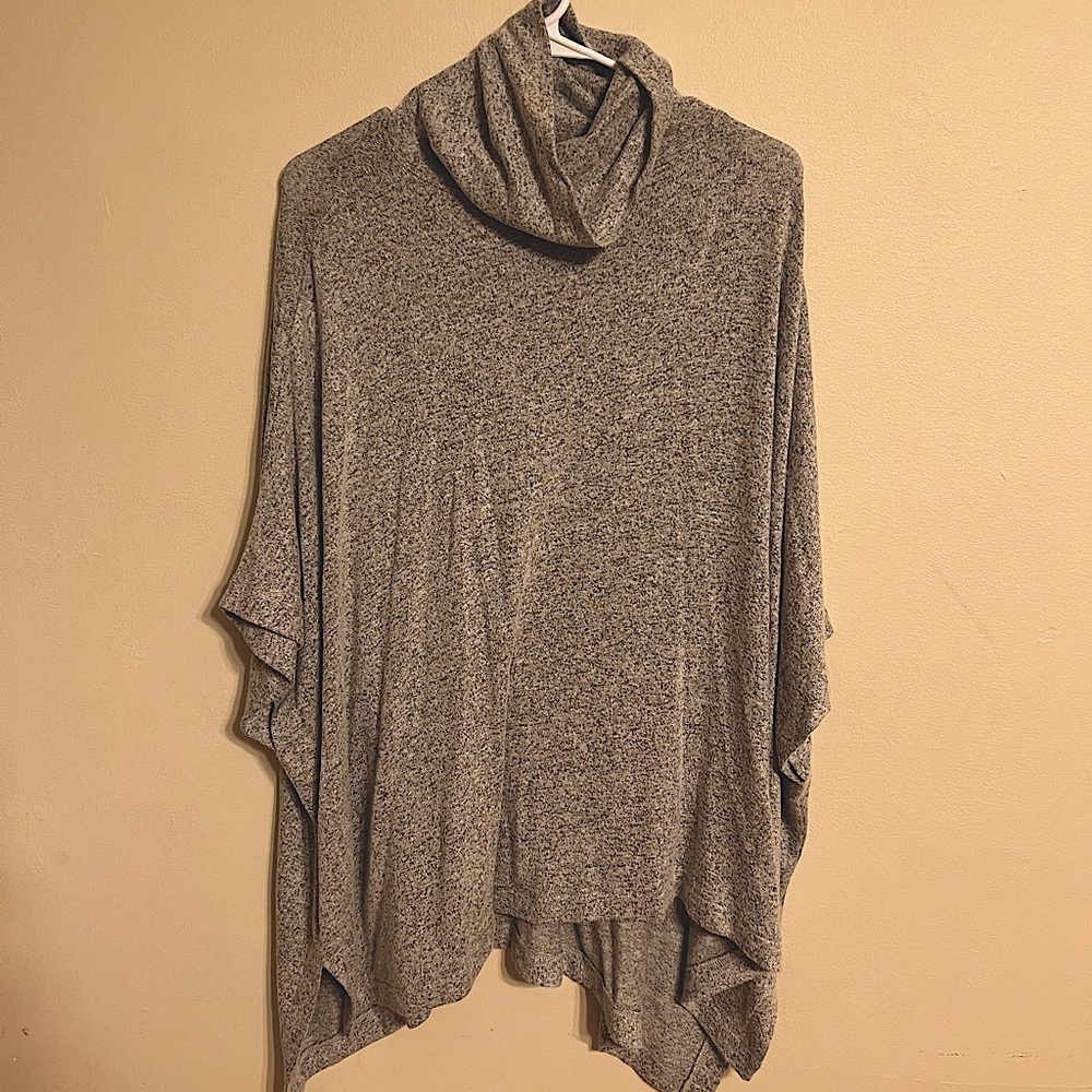American Eagle pullover cardigan sweater